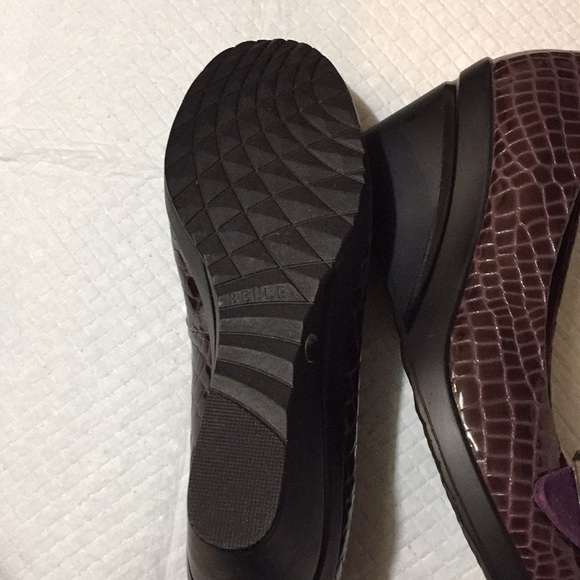 Shoes - Picture 3 of 3